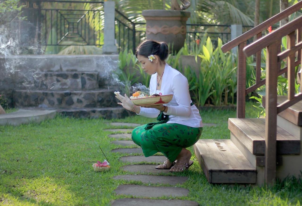 Hanaya Ubud Villa Exterior photo