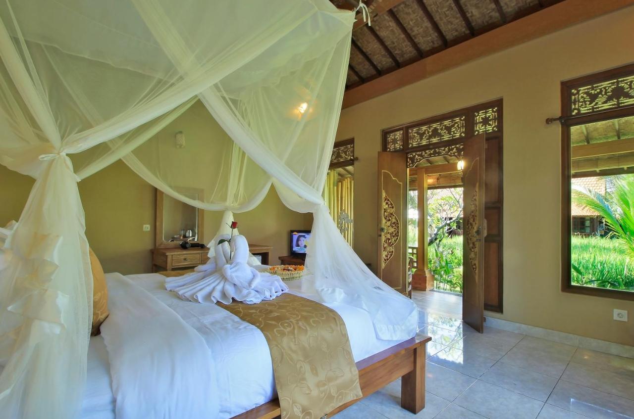 Hanaya Ubud Villa Exterior photo