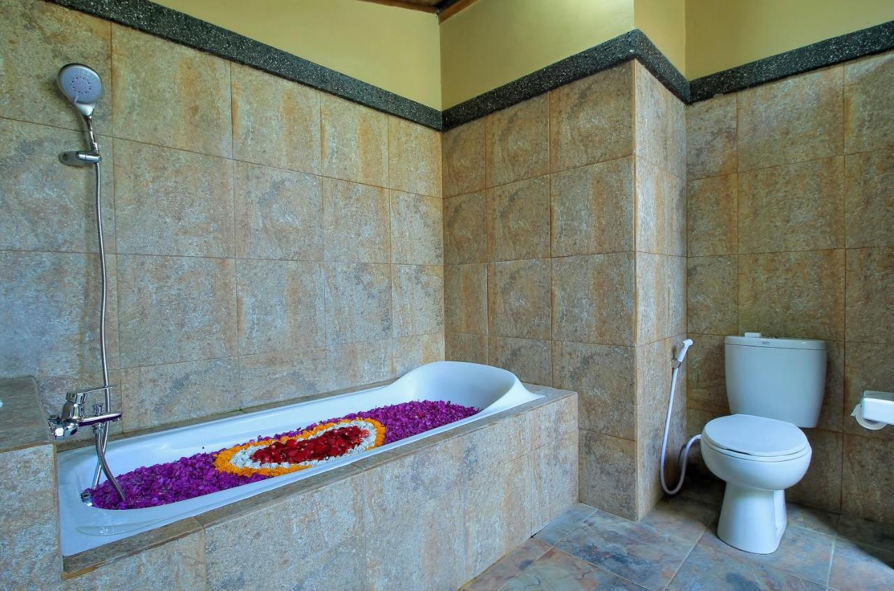 Hanaya Ubud Villa Exterior photo